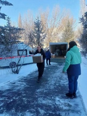 Представители реготделения «Единой России» навестили бойцов СВО в госпиталях Астраханской области