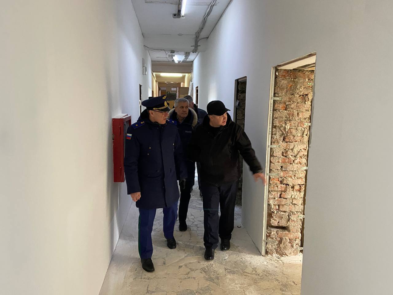 Александр Гулягин провел выездное заседание межведомственной рабочей группы по противодействию нарушениям законодательства в сфере реализации национальных проектов в Астраханской области Александр Гулягин провел выездное заседание межведомственной рабочей группы по противодействию нарушениям законодательства в сфере реализации национальных проектов в Астраханской области