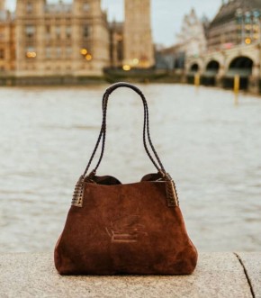 Как сумка Libra ETRO завоевала сердца фэшн-блогеров