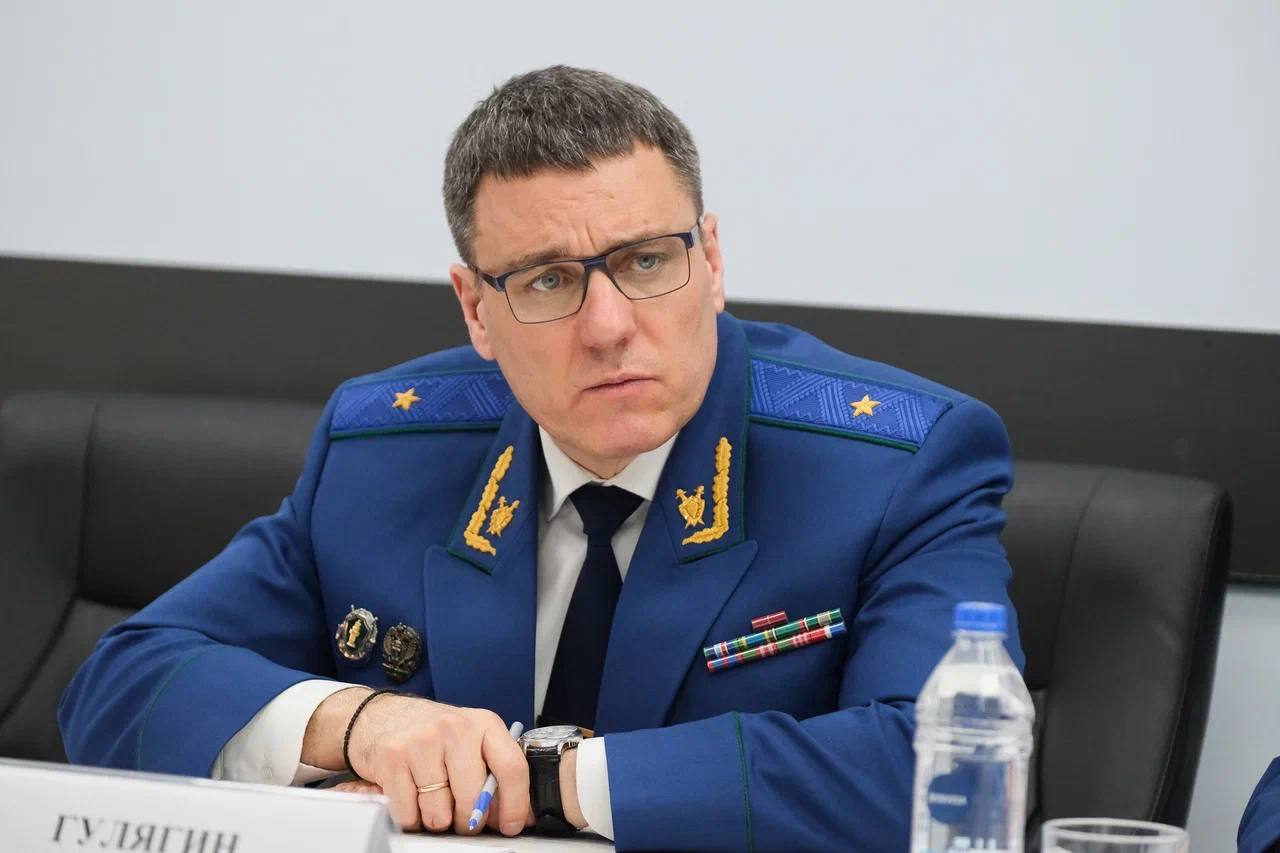 Александр Гулягин провел личный прием участников специальной военной операции в медицинском учреждении