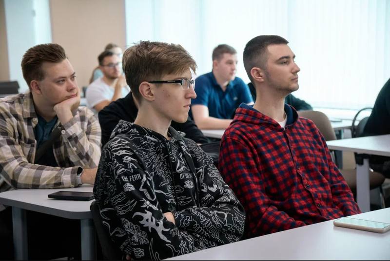 Студентам IT-специальностей рассказали о работе подразделений по борьбе с киберпреступностью Студентам IT-специальностей рассказали о работе подразделений по борьбе с киберпреступностью