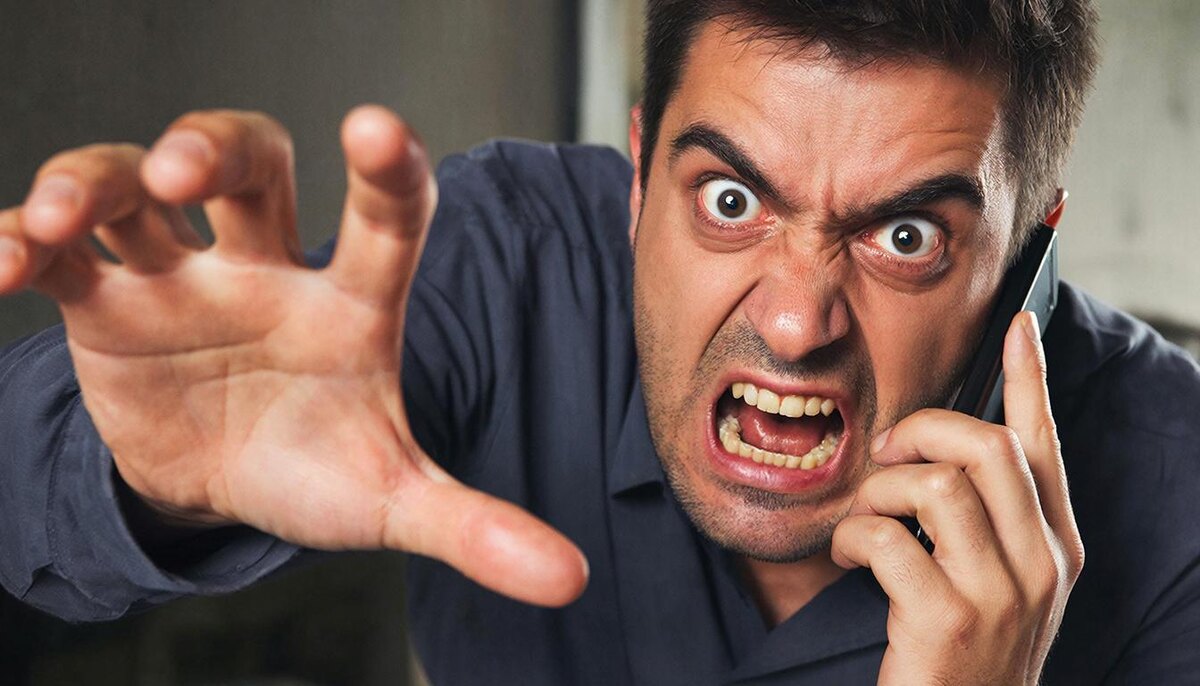 Бдительность спасла пенсионерку от обмана при продаже квартиры