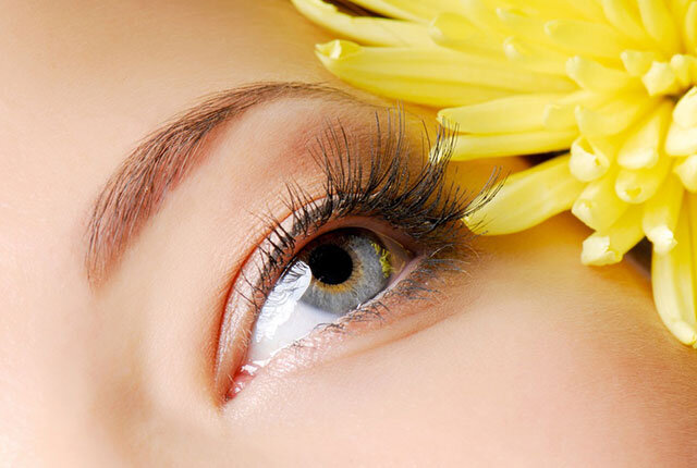Как обеспечить здоровый уход за ресницами в домашних условиях