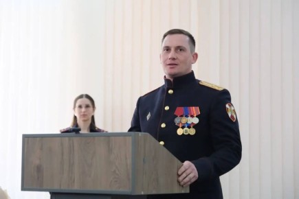 10 лет на страже: губернатор Астраханской области наградил сотрудников и военнослужащих Росгвардии