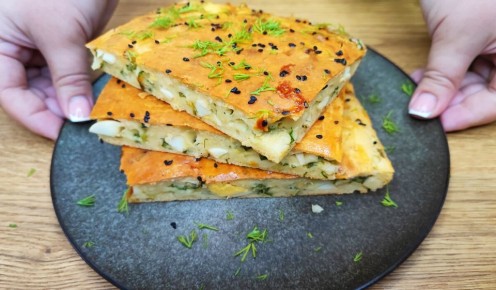 Заливной пирог с луком и яйцом: быстро, просто и очень вкусно