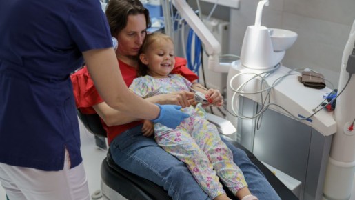 Альтернативные методы ухода за зубами: что стоит попробовать