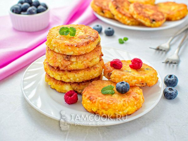 Сырники: 10 оригинальных рецептов для идеального завтрака