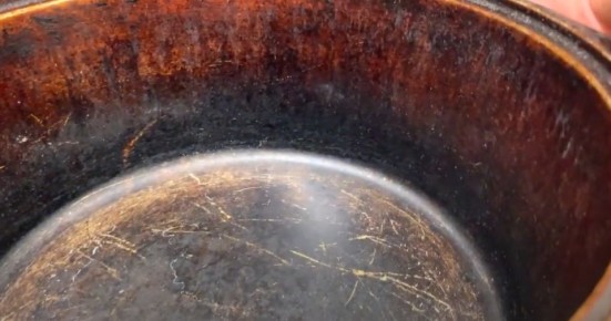 Как вернуть былую чистоту казану: проверка эффективных методов очистки за 30 лет накопившегося жира и нагара