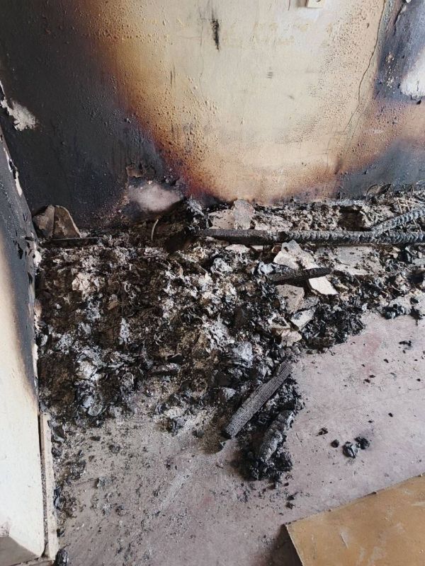 Аэродром в Осыпном Бугре. Пока ждем ответ от регионального ДОСААФ становимся свидетелями очередного акта вандализма