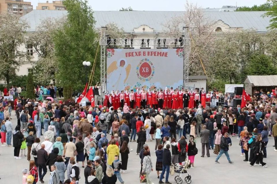 Астраханцев приглашают на празднование Пасхи в кремле