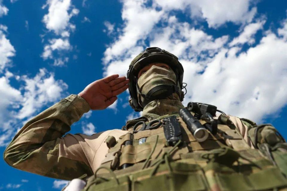 Астраханский боец выбрал военную карьеру, вдохновленный подвигом прадеда