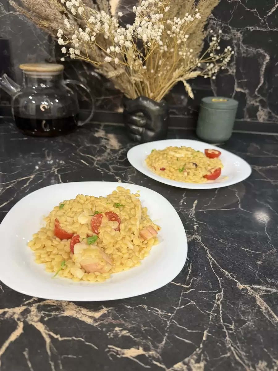 Нежная паста с птитим и морским коктейлем за 10 минут