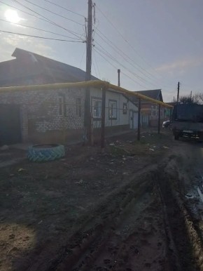 На прошлой неделе специалисты МУП ЖКХ «ТеплоСеть» проводили важные работы по восстановлению тепловой изоляции тепловых сетей