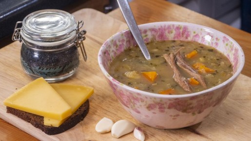 Секреты деревенских щей в скороварке: быстрый домашний рецепт