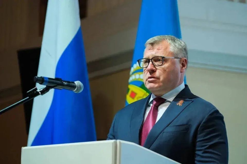 Глава Астраханской области вручил награды представителям органов местного самоуправления