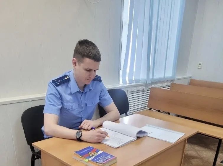 По требованию прокуратуры в пользу несовершеннолетнего, пострадавшего от правонарушения, взыскана компенсация морального вреда