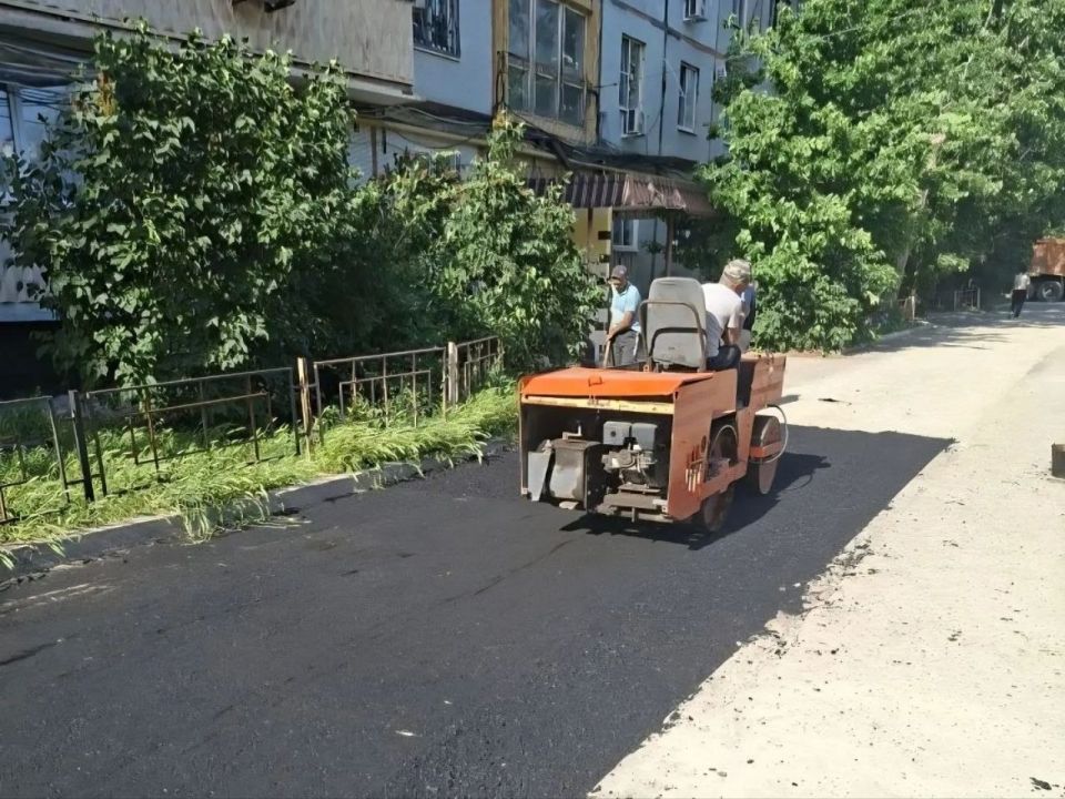 Игорь Редькин: Ка и обещал, продолжаю держать вас в курсе того, как продвигаются работы по благоустройству в районах города Игорь Редькин: Ка и обещал, продолжаю держать вас в курсе того, как продвигаются работы по благоустройству в районах города