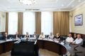 В Думе Астраханской области прошла встреча руководителей политических фракций с главой кабмина региона Денисом Афанасьевым