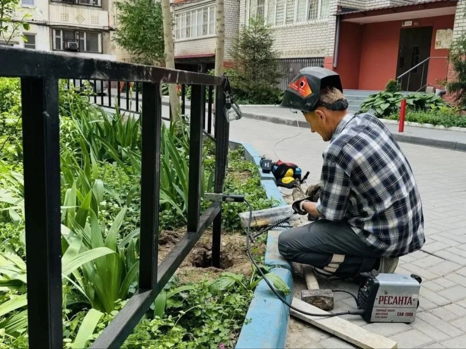 Игорь Редькин: Ка и обещал, продолжаю держать вас в курсе того, как продвигаются работы по благоустройству в районах города Игорь Редькин: Ка и обещал, продолжаю держать вас в курсе того, как продвигаются работы по благоустройству в районах города