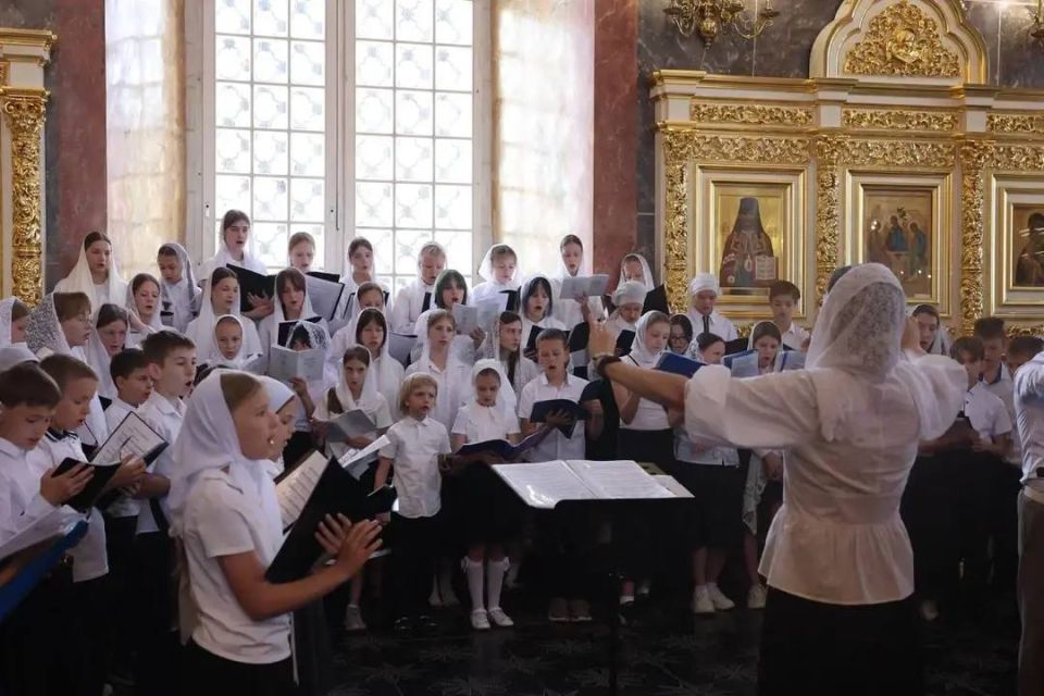 В Астрахани в День славянской письменности и культуры прошел Крестный ход В Астрахани в День славянской письменности и культуры прошел Крестный ход