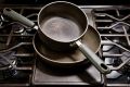 Антипригарная посуда и PFAS: неожиданные связи и что с этим делать