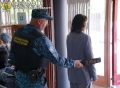 Ножи, перцовый баллончик и алкоголь: за полгода астраханцы пытались пронести в суды 1217 запрещенных предметов
