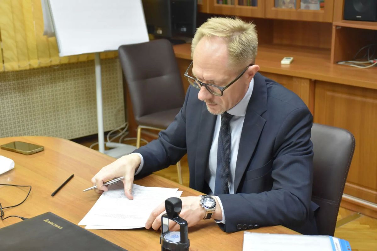 Сегодня облизбирком принял документы для заверения списка кандидатов на выборах депутатов Думы Астраханской области восьмого созыва от Регионального отделения Политической партии «РОССИЙСКАЯ ПАРТИЯ ПЕНСИОНЕРОВ ЗА СОЦИАЛЬНУЮ... Сегодня облизбирком принял документы для заверения списка кандидатов на выборах депутатов Думы Астраханской области восьмого созыва от Регионального отделения Политической партии «РОССИЙСКАЯ ПАРТИЯ ПЕНСИОНЕРОВ ЗА СОЦИАЛЬНУЮ...
