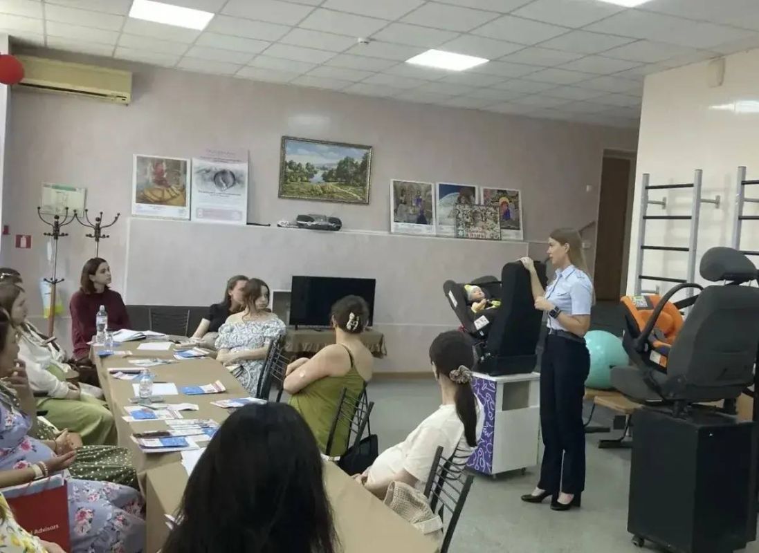 Сотрудники астраханской Госавтоинспекции усиливают профилактическую работу Сотрудники астраханской Госавтоинспекции усиливают профилактическую работу
