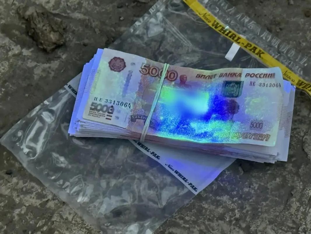 В Астрахани директор фирмы вымогал деньги у иностранного гражданина В Астрахани директор фирмы вымогал деньги у иностранного гражданина