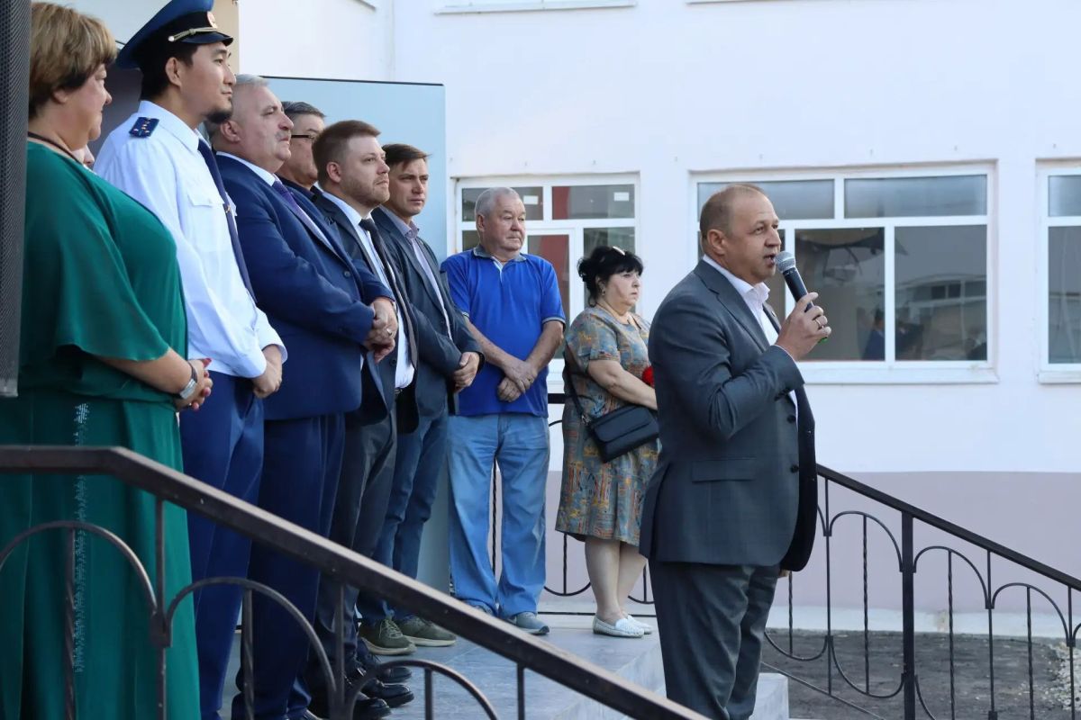 Снова в школу! Ахтубинск встречает День знаний Снова в школу! Ахтубинск встречает День знаний