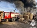 Астраханские огнеборцы ликвидируют пожар в Ленинском районе