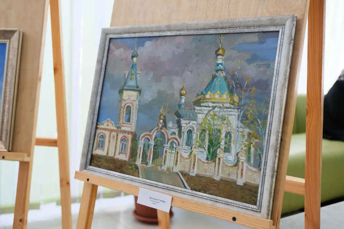 В Астраханском онкодиспансере открылась выставка «Моя малая родина» в рамках проекта «Культурное долголетие» В Астраханском онкодиспансере открылась выставка «Моя малая родина» в рамках проекта «Культурное долголетие»