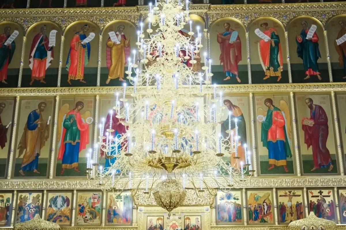 Патриарх Кирилл освятил храм Благовещения Пресвятой Богородицы Благовещенского монастыря в Астрахани Патриарх Кирилл освятил храм Благовещения Пресвятой Богородицы Благовещенского монастыря в Астрахани