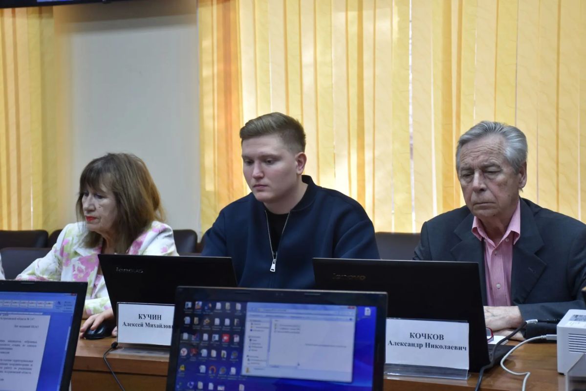 Сегодня состоялось 147-ое заседание избирательной комиссии Астраханской области, в ходе которого члены комиссии исключили зарегистрированных кандидатов, избранных депутатами Думы Астраханской области восьмого созыва, из... Сегодня состоялось 147-ое заседание избирательной комиссии Астраханской области, в ходе которого члены комиссии исключили зарегистрированных кандидатов, избранных депутатами Думы Астраханской области восьмого созыва, из...