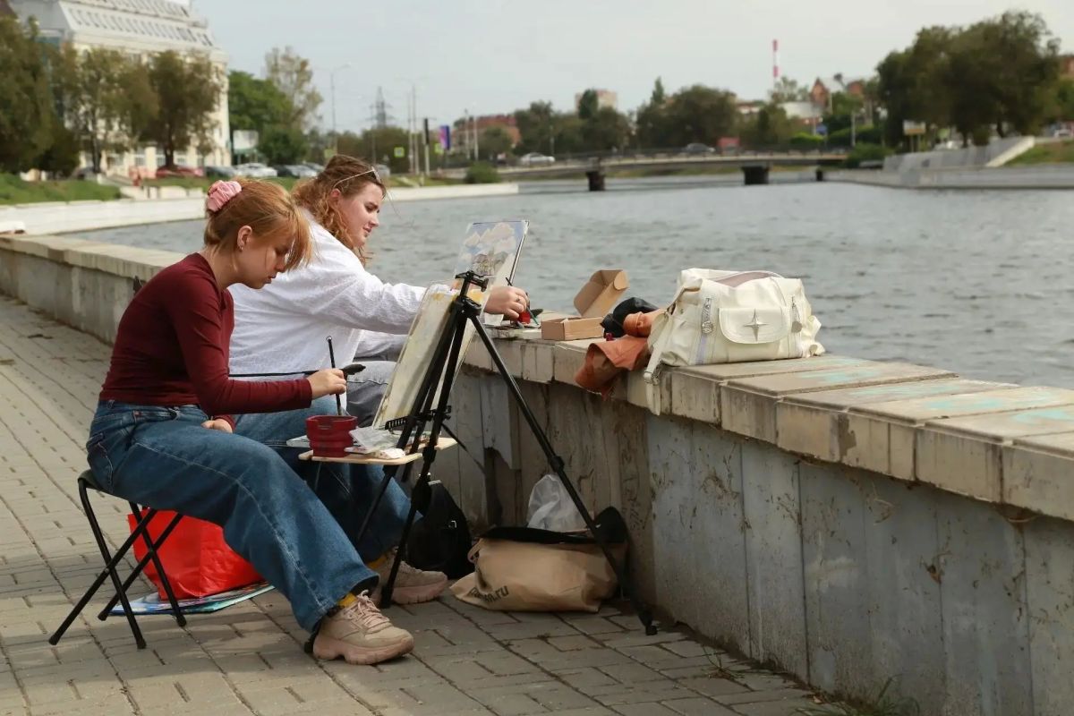 В Астрахани состоялся масштабный областной пленэр В Астрахани состоялся масштабный областной пленэр