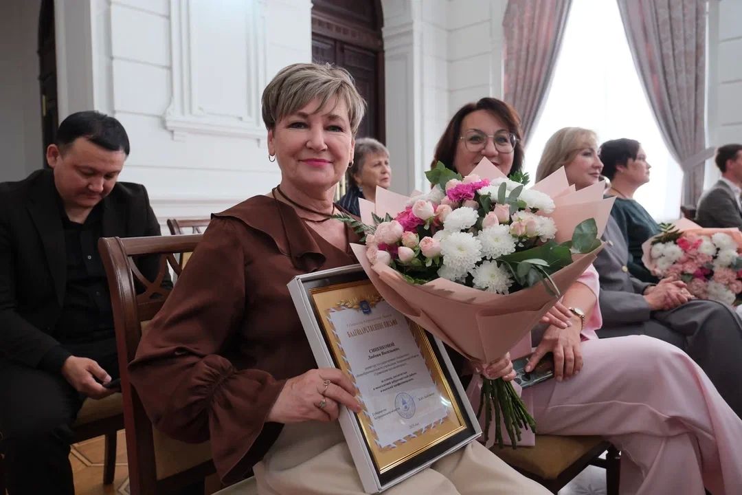 В Астраханской области наградили лучших педагогов В Астраханской области наградили лучших педагогов