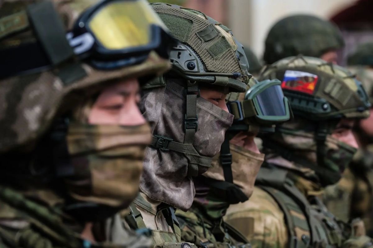 Пятнадцать астраханских студентов вступили в войска беспилотных систем в октябре