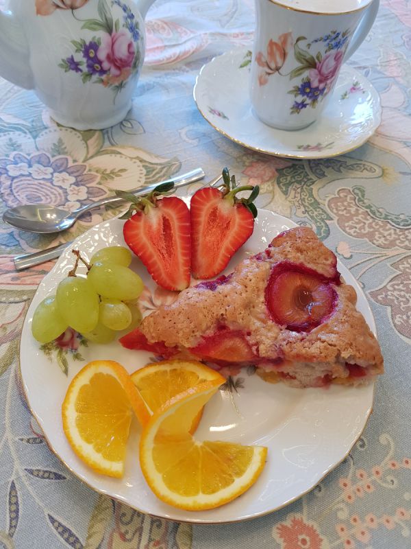 Летние угощения: как приготовить идеальный сливовый пирог