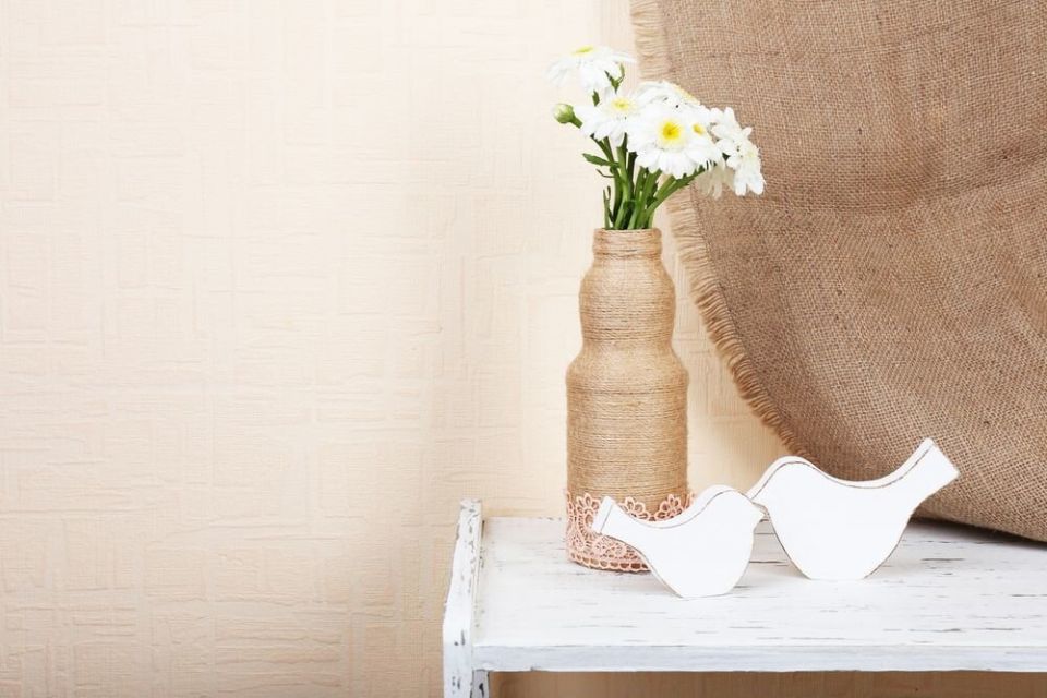 Мешковина в интерьере: неожиданные идеи для стильного дизайна